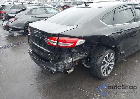 2019 Ford Fusion Se z USA, uszkodzony, nr VIN 3FA6P0T96KR237522